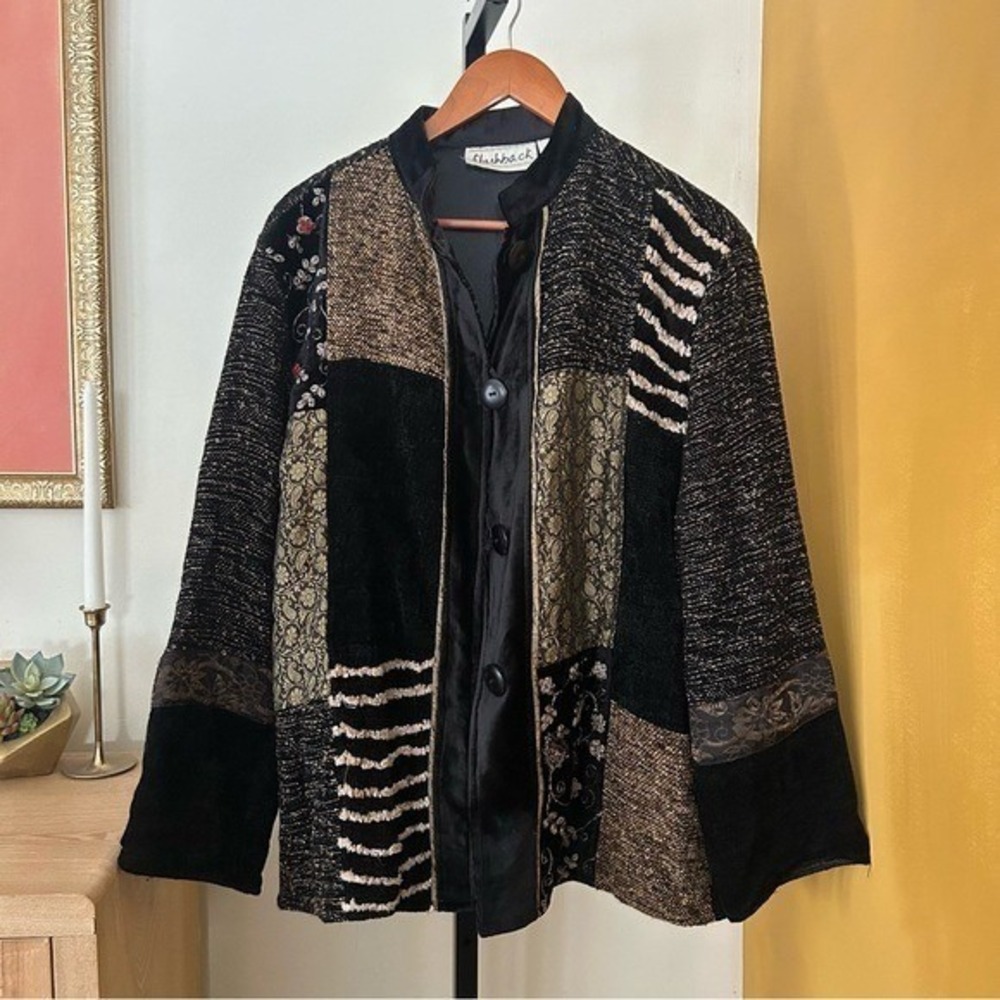 Vintage Flashback Patchwork Jacket Boho Tapestry Floral Button Black Gold Size M